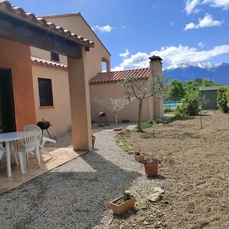 T2 Moderne Au Calme Avec Jardin Vue Sur Canigou