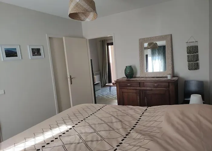 Tatil Evi T2 Moderne Au Calme Avec Jardin Vue Sur Canigou *