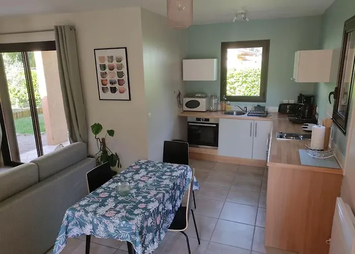 T2 Moderne Au Calme Avec Jardin Vue Sur Canigou * Moltig les Bains